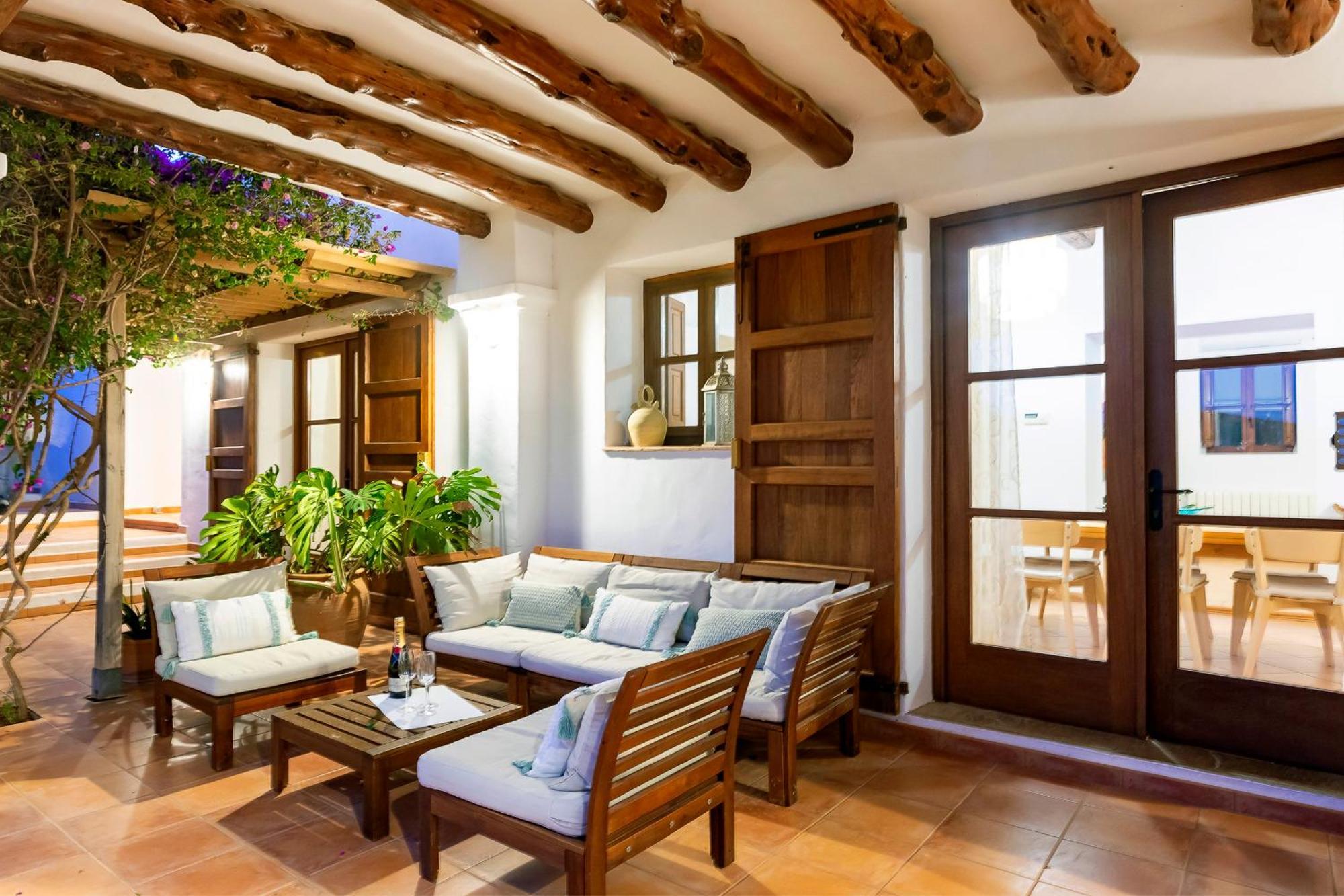 Villa In Sleeps 10 - Sa Vinya *