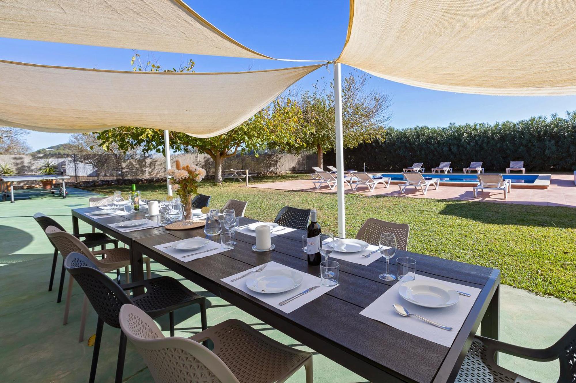Villa In Sleeps 10 - Sa Vinya