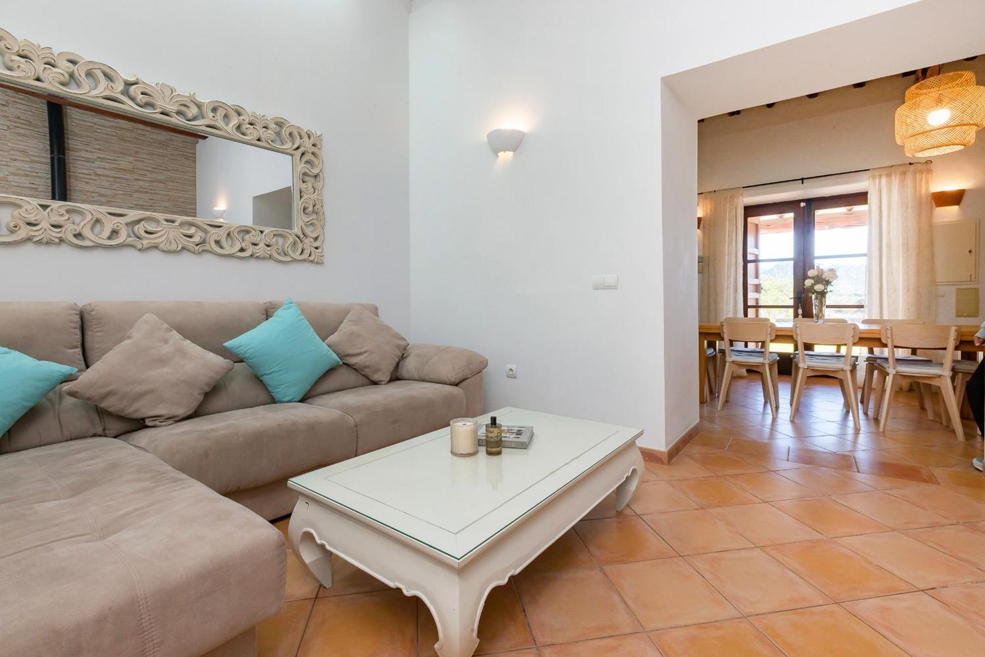 Villa In Sleeps 10 - Sa Vinya